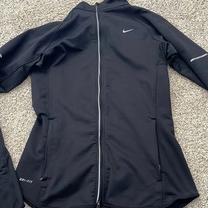 black nike jacket